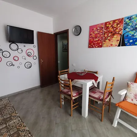 Apartment Rosymario *
